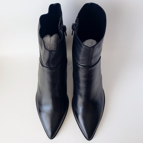 Tony Bianco Brazen Black Leather Ankle Boots Pointed Toe Midi New Size 7.5 - Picture 8 of 13